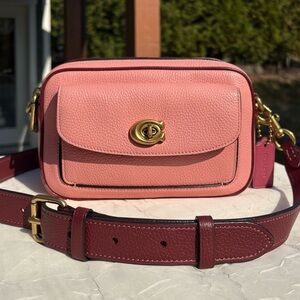 COACH Willow Camera Bag In Pink Rouge Colorblock C0695